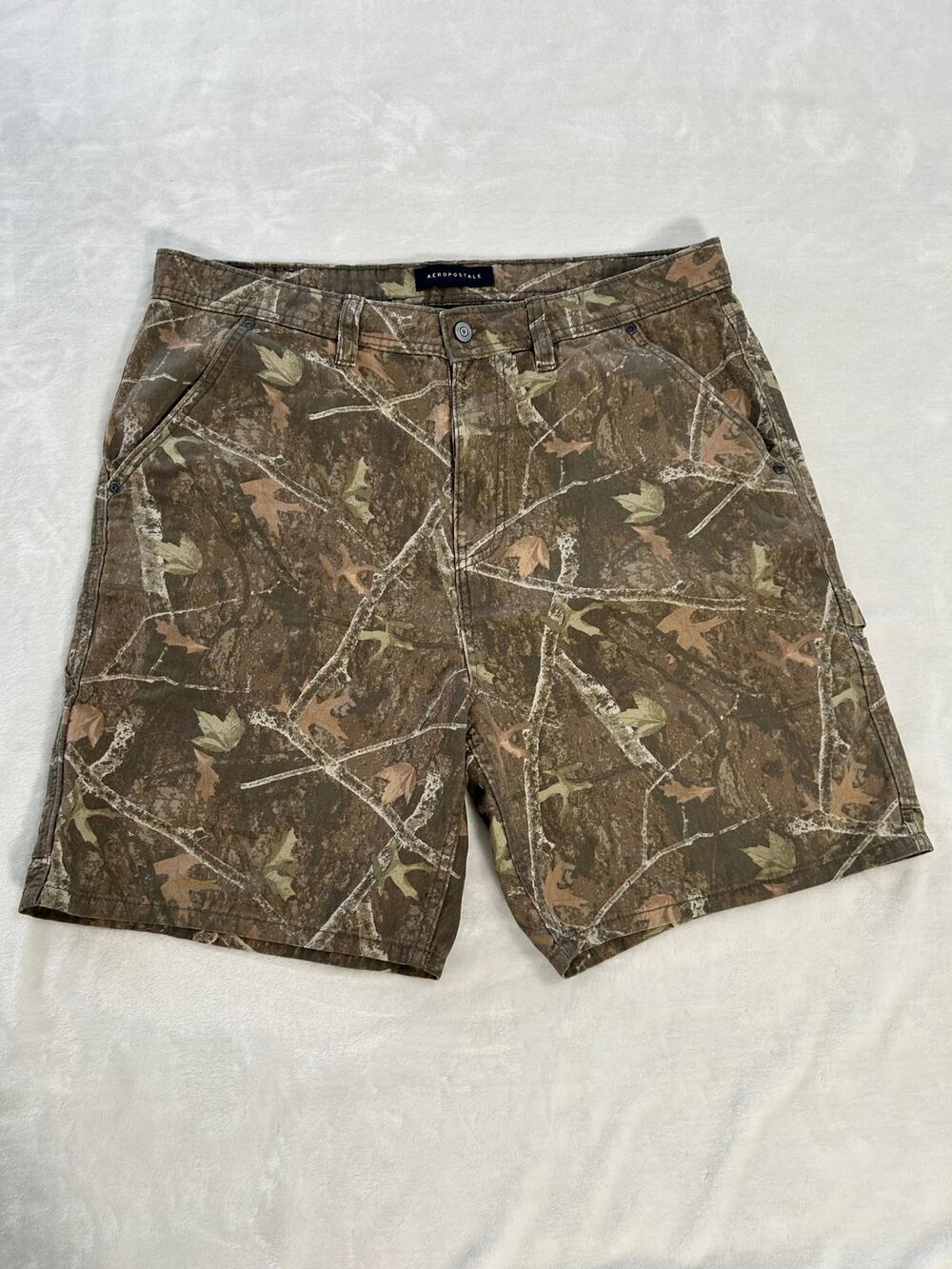 Aeropostale Camo Carpenter Shorts Men's Large